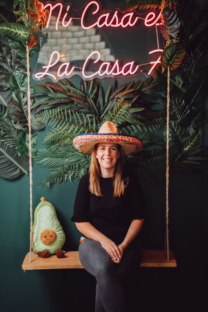 Frau mit Sombrero